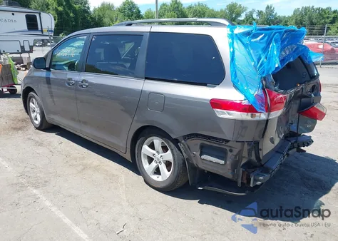 2011 Toyota Sienna Le из США, поврежденный, VIN 5TDKK3DC5BS168130